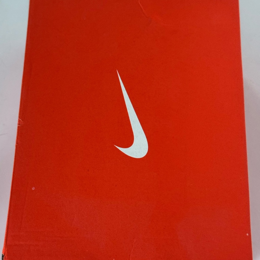 New Nike White and Blue Indoor Cleats - Picture 9 of 9